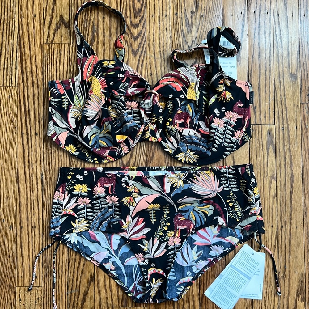 Black print bikini top